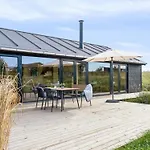 Aatos - 250m From The Sea By Interhome *