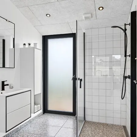 Aatos - 250m From The Sea By Interhome *